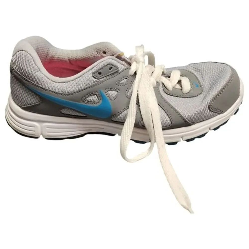 Nike‎ Revolution 2 Running Sneakers Womens Size 8 Gray Mesh Lace Up 554902-006